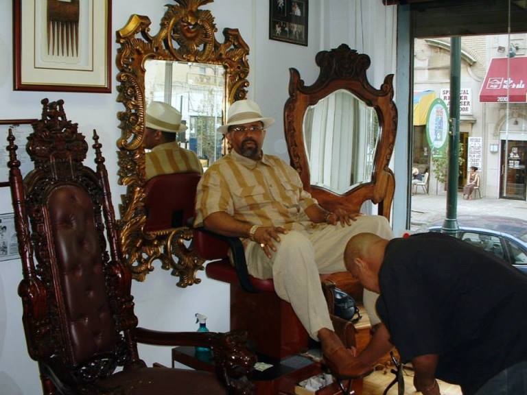 Maxamillion at Work 768x576